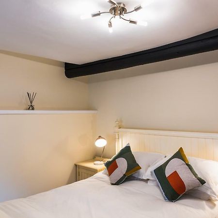 Luxury 3 Bed Flat In The Centre Of Woodstock Appartement Buitenkant foto