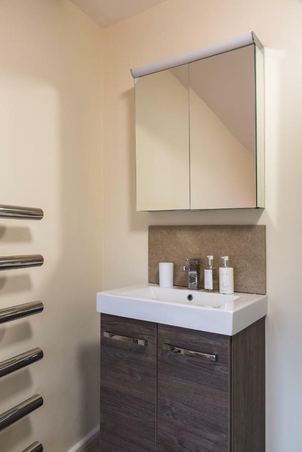 Luxury 3 Bed Flat In The Centre Of Woodstock Appartement Buitenkant foto